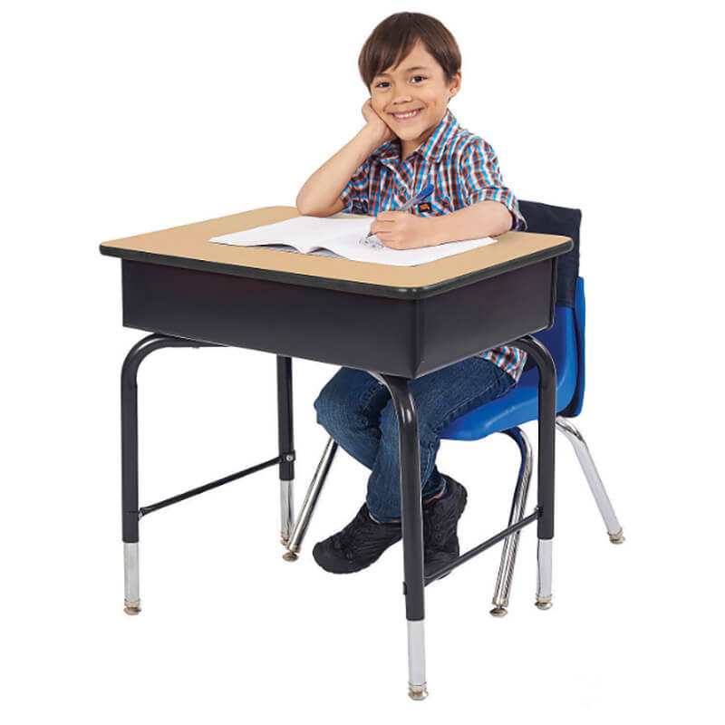 Kid in ECR44Kids Desk stand