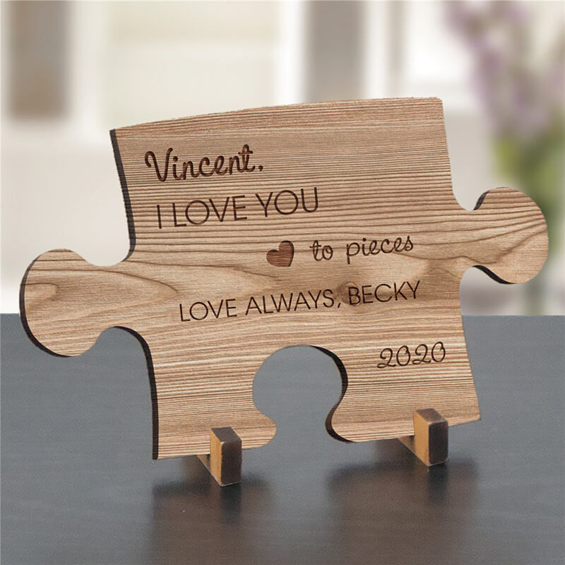 7 Best Personalized Wedding Gifts Guide Image 1