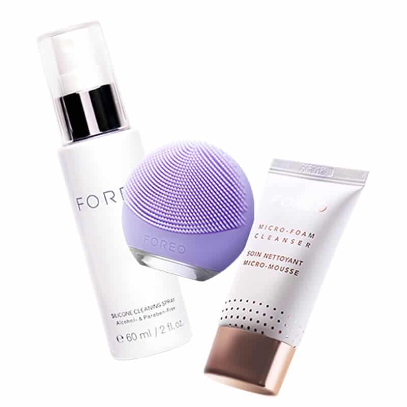 Projecting mom's natural glow FOREO