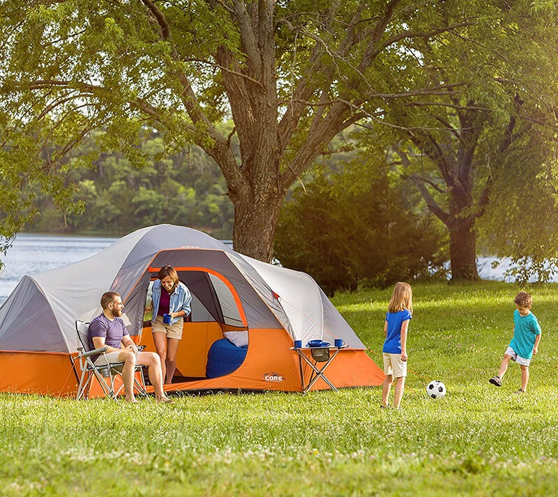 Traditional family size tent