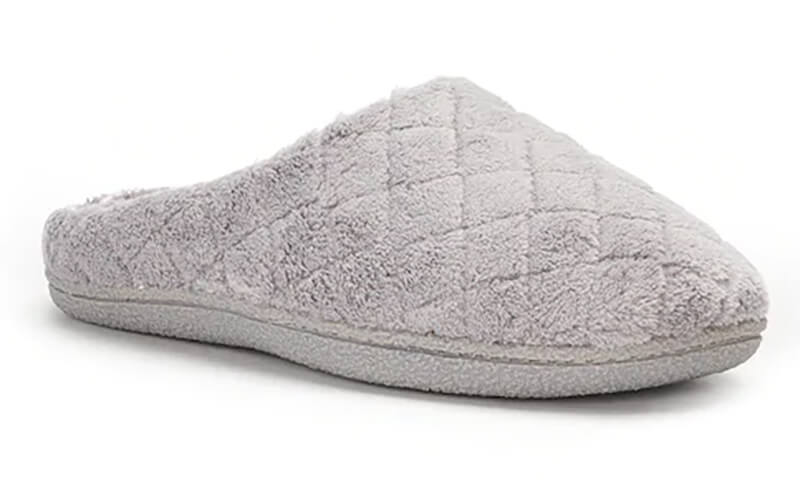 Foam slippers fuzzy wool-like