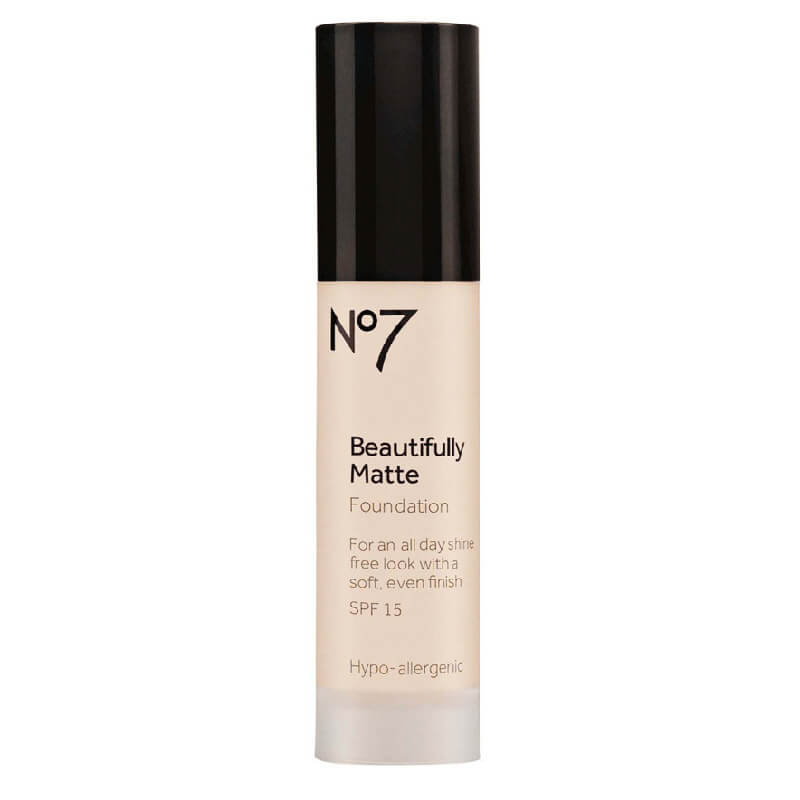 Best Foundation for Acne Prone Skin Review Image 4